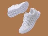 The DUOYANGJIASHA Women's Athletic Road Running shoes (Image via Amazon)